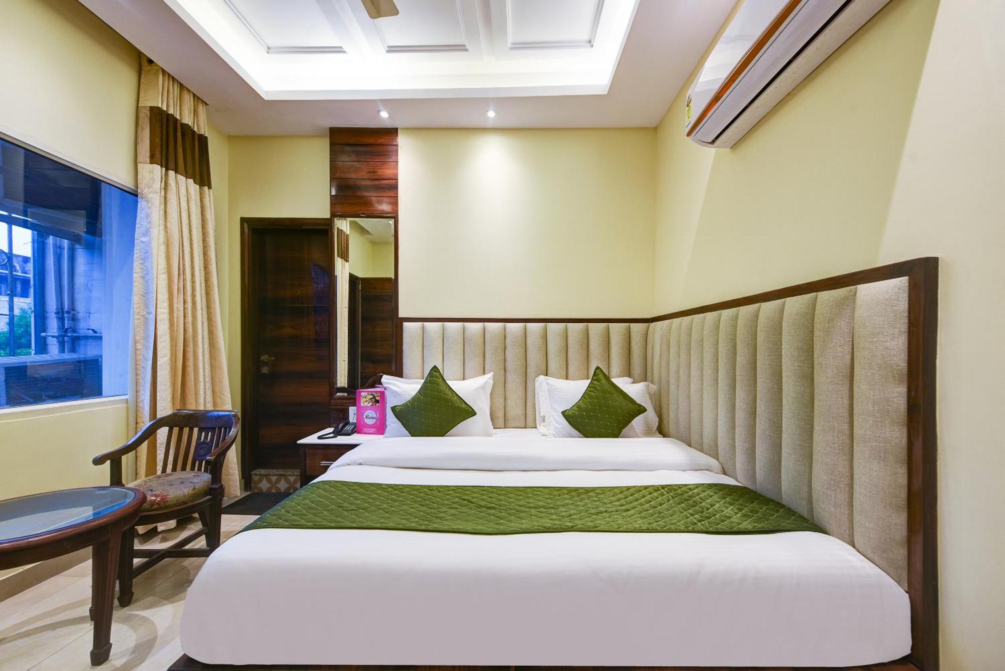 Hotel Geet Deluxe نيودلهي المظهر الخارجي الصورة
