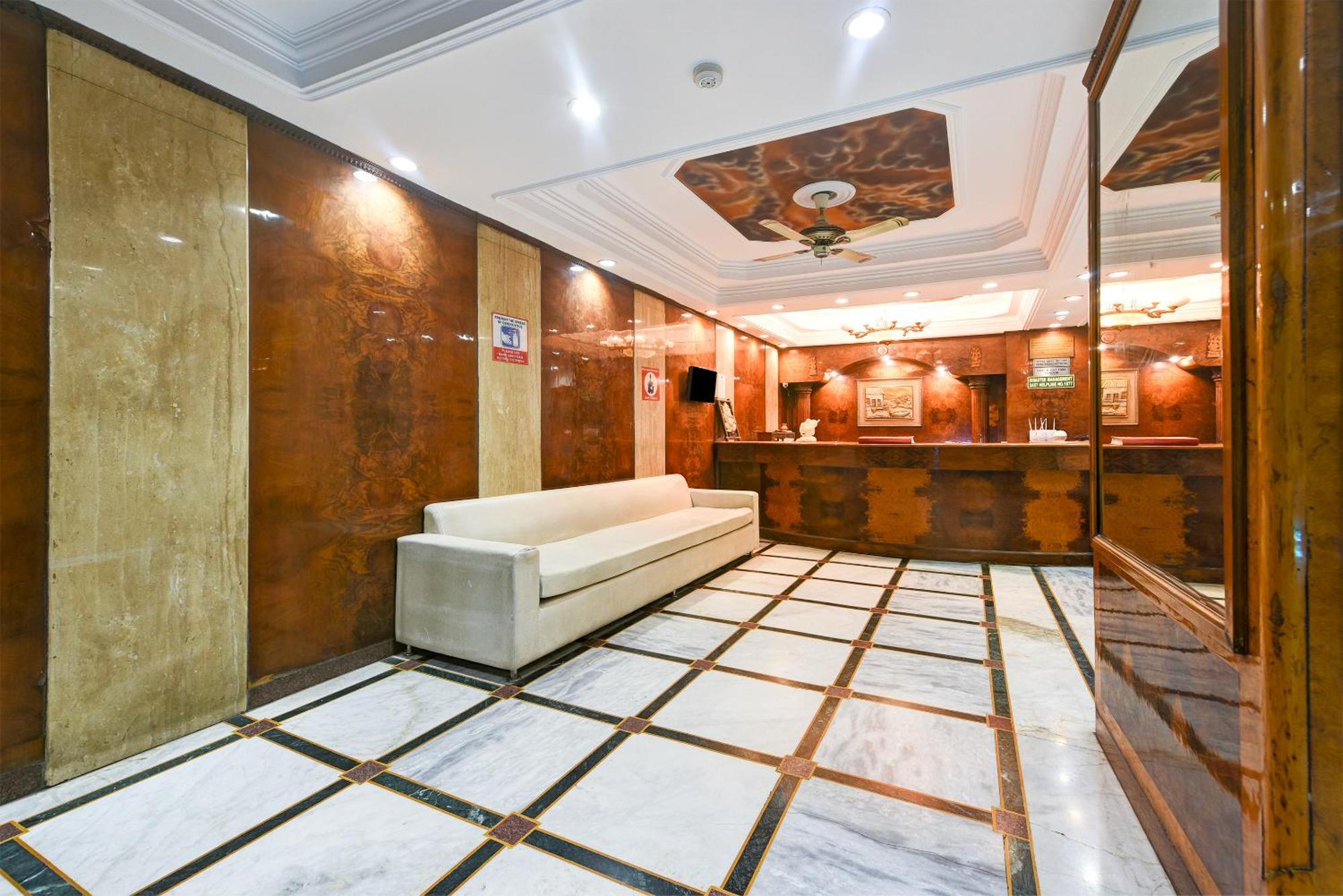 Hotel Geet Deluxe نيودلهي المظهر الخارجي الصورة
