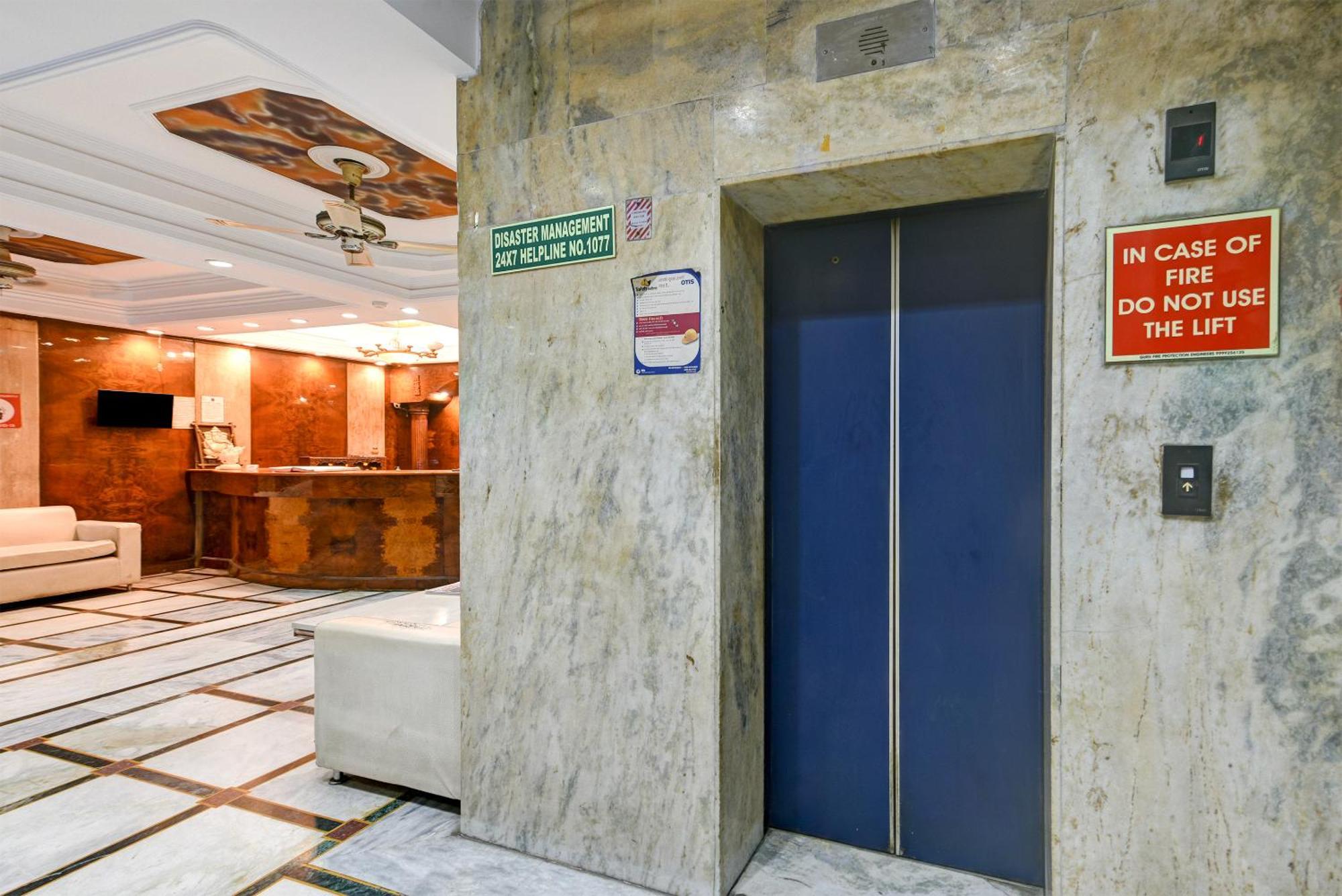 Hotel Geet Deluxe نيودلهي المظهر الخارجي الصورة