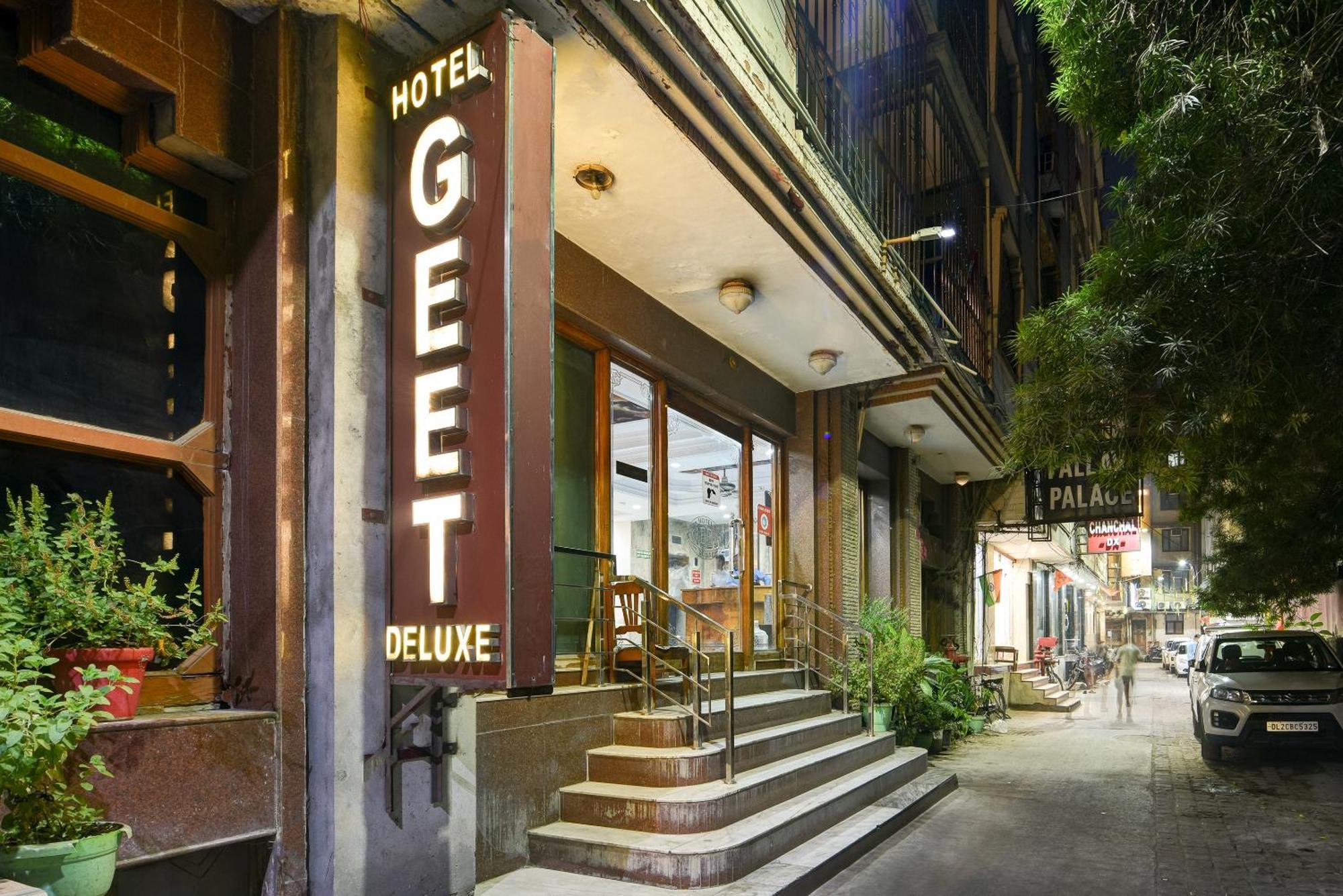 Hotel Geet Deluxe نيودلهي المظهر الخارجي الصورة